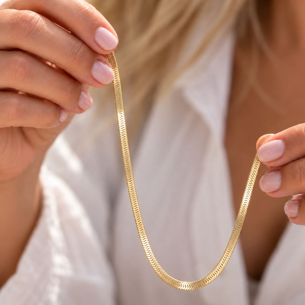Sleek & Sexy Gold